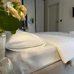 شقة Lux світло не вимикають